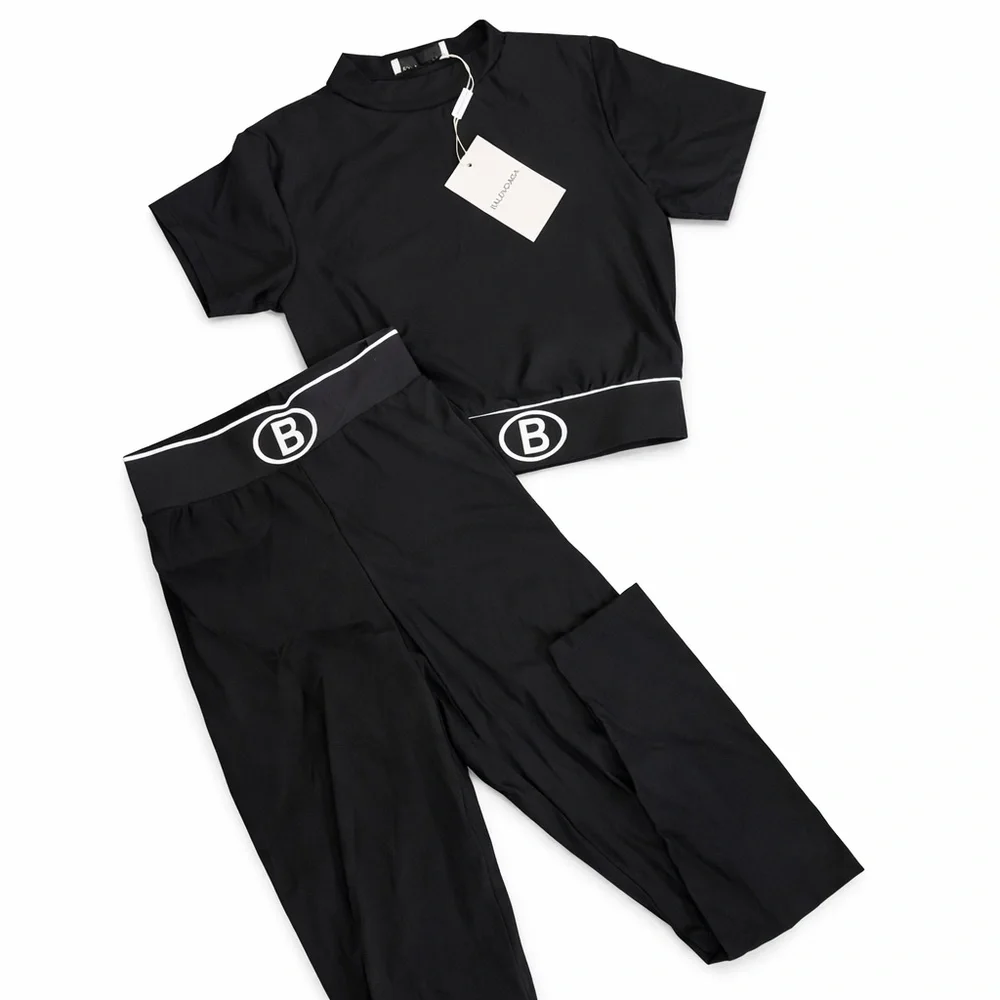 RARE Balenciaga Girls’ Yoga Set – Size S or Women’s XS – NWT Luxe Black 2-Piece - Picture 7 of 11